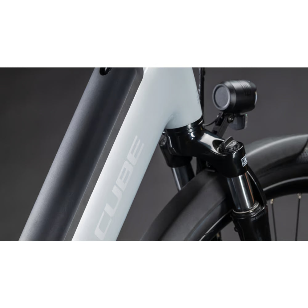 Cube Supreme Hybrid Comfort ONE 600 foggrey´n´reflex 2026 Easy Entry - RH 58 cm