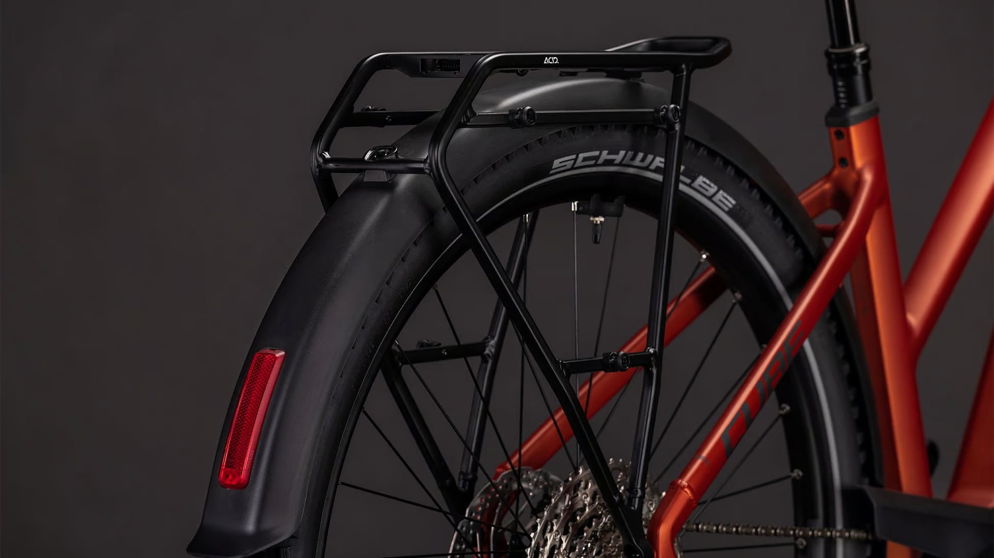 Nuride Hybrid Pro 800 chilli´n´black